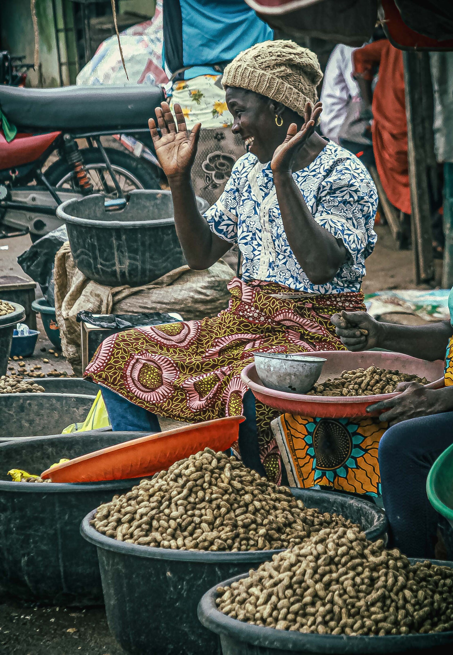 Groundnuts at the market